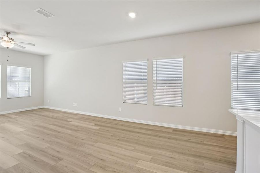 Spacious, unfurnished interior of a new home in Trails of Lavon - Spring Series, Lavon (Image 20).