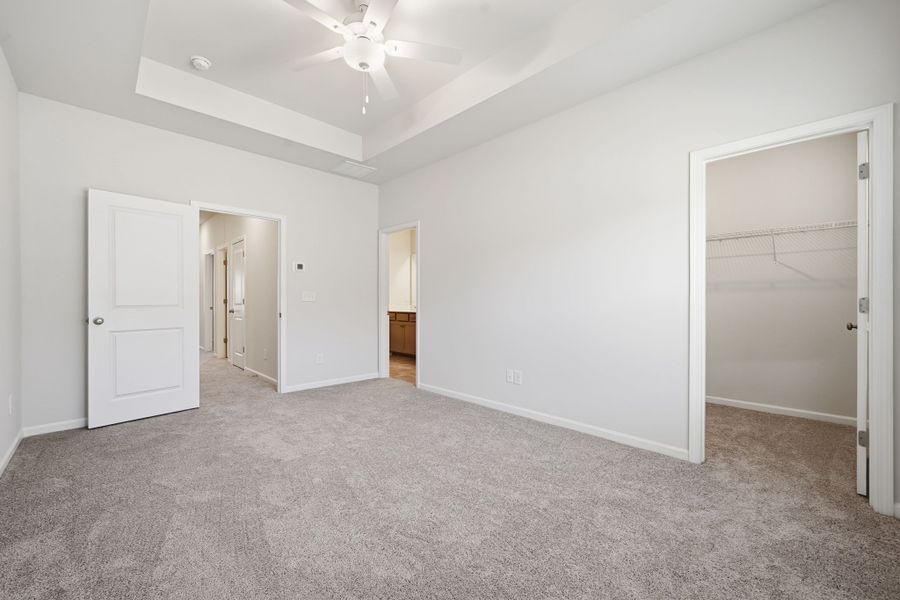 Spacious, unfurnished interior of a new home in Lakeview Village, Charlotte (Image 20). Spacious, unfurnished interior of a new home in Lakeview Village, Charlotte (Image 20).