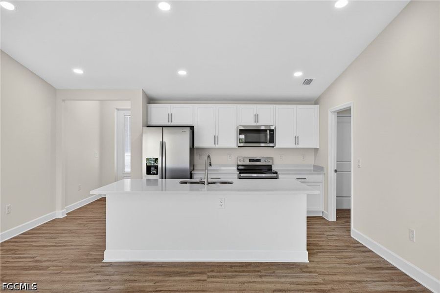 Furnished interior view inside a new home in Cape Coral, Cape Coral (Image 9).