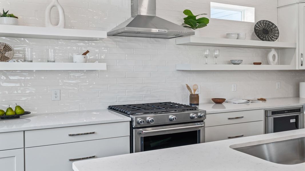 Close-up of interior finishes inside a home in Grants Court, Charleston (Image 21).