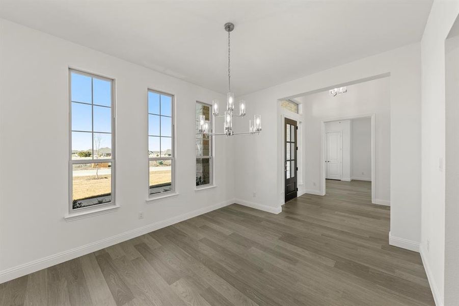 05. 512 Birthright - Dining