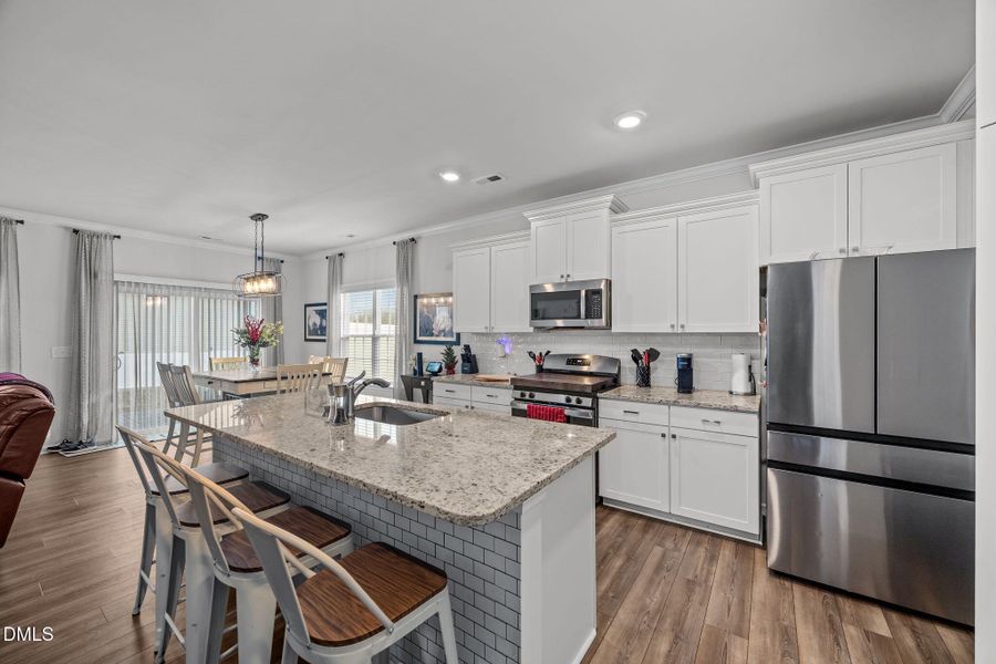 24-web-or-mls-IMG_2972 24-web-or-mls-IMG_2972