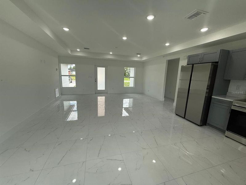 Spacious, unfurnished interior of a new home in , Lehigh Acres (Image 16). Spacious, unfurnished interior of a new home in , Lehigh Acres (Image 16).