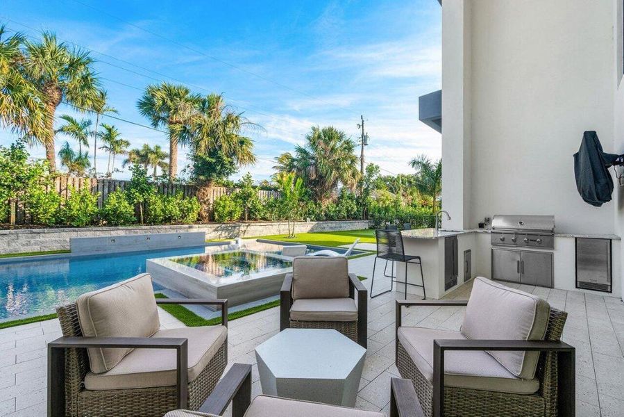 054-13480USHighway1-JunoBeach-FL-33408-S