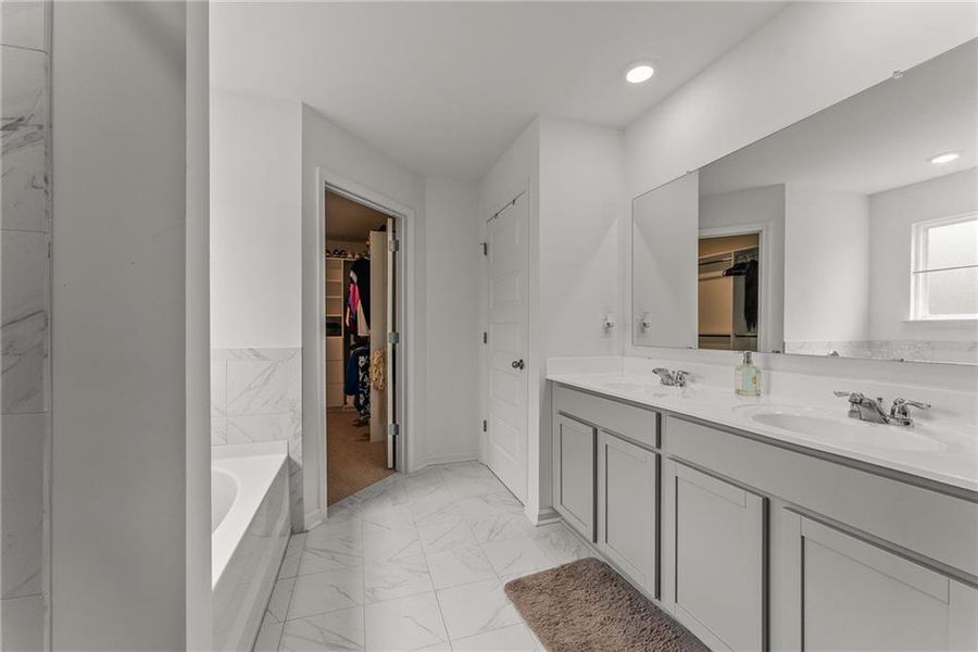 Furnished interior view inside a new home in Independence, Loganville (Image 21).