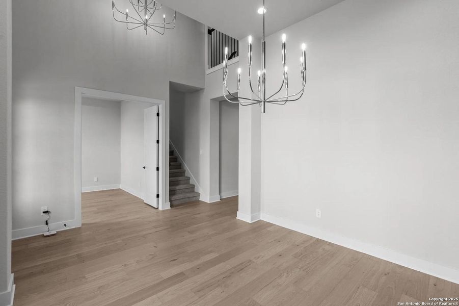 Spacious, unfurnished interior of a new home in Esperanza - 70', Boerne (Image 25).