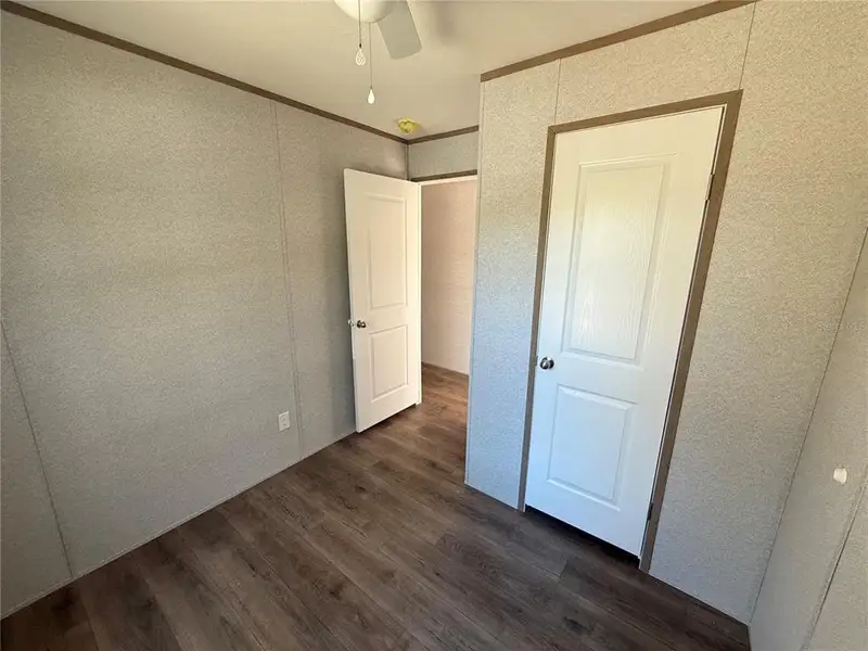 Spacious, unfurnished interior of a new home in , Ocklawaha (Image 5).