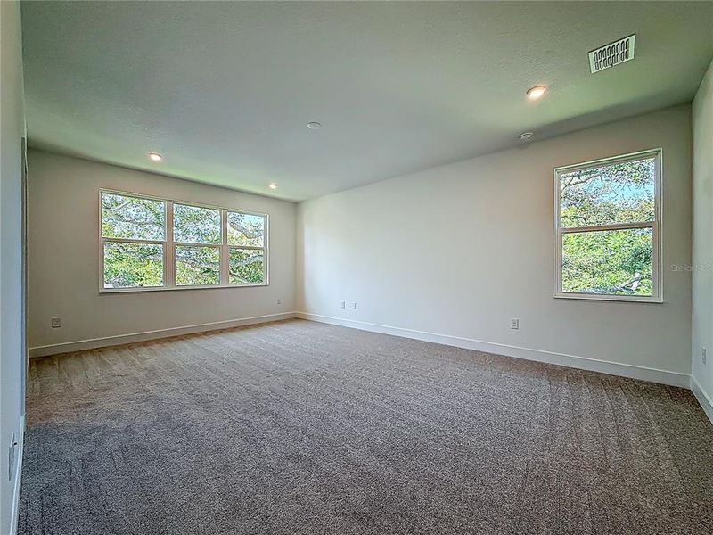 Spacious, unfurnished interior of a new home in , Tampa (Image 65). Spacious, unfurnished interior of a new home in , Tampa (Image 65).