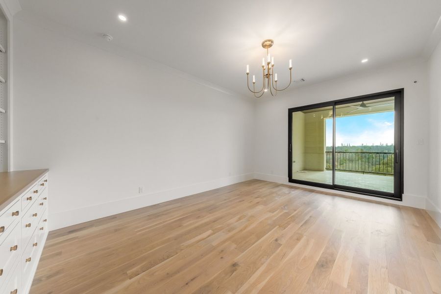 Spacious, unfurnished interior of a new home in Fleming Pointe, Fort Worth (Image 45). Spacious, unfurnished interior of a new home in Fleming Pointe, Fort Worth (Image 45).