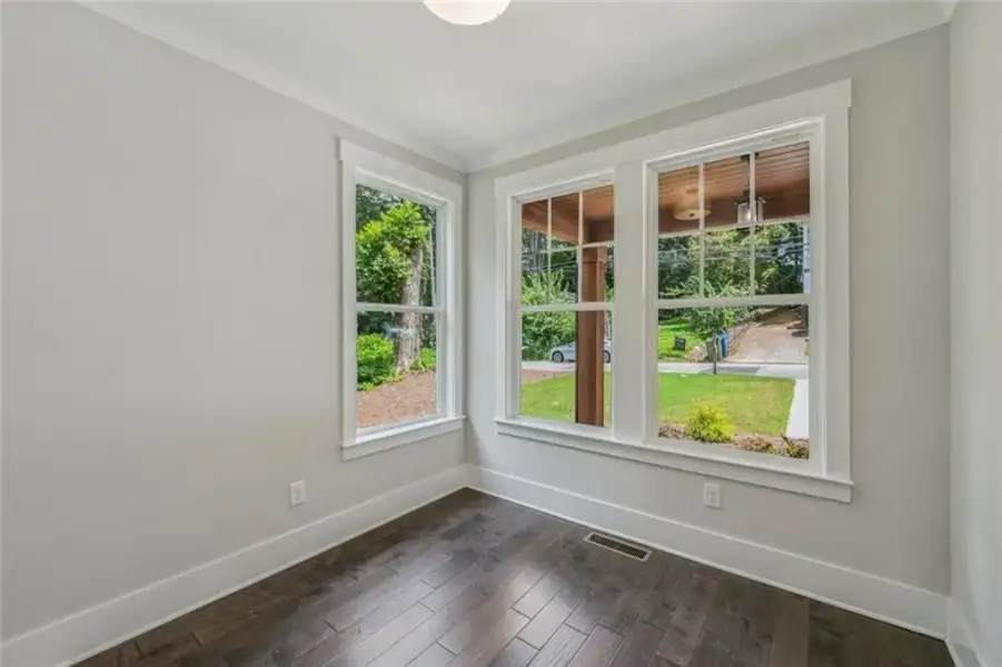 Spacious, unfurnished interior of a new home in , Atlanta (Image 39). Spacious, unfurnished interior of a new home in , Atlanta (Image 39).