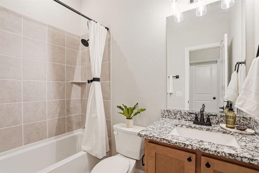 Furnished interior view inside a new home in Hayes Crossing, Midlothian (Image 31).