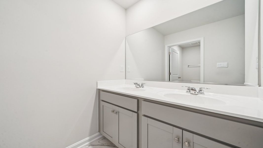 Furnished interior view inside a new home in Tooley Harbor, Elizabeth City (Image 11).