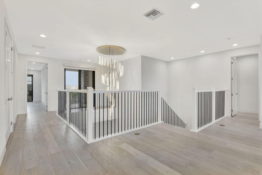 Spacious, unfurnished interior of a new home in , Boca Raton (Image 23). Spacious, unfurnished interior of a new home in , Boca Raton (Image 23).