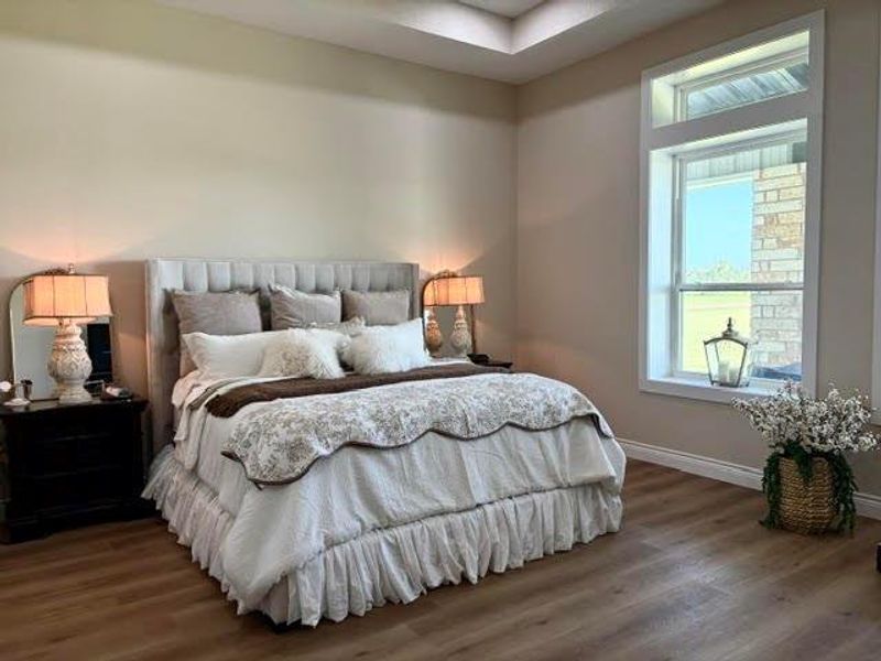 Furnished interior view inside a new home in , El Campo (Image 13).