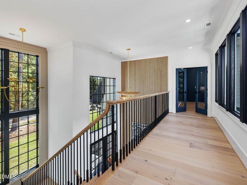 088_2nd Floor Landing