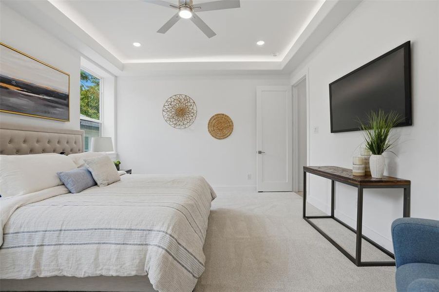 Furnished interior view inside a new home in , Dallas (Image 17). Furnished interior view inside a new home in , Dallas (Image 17).