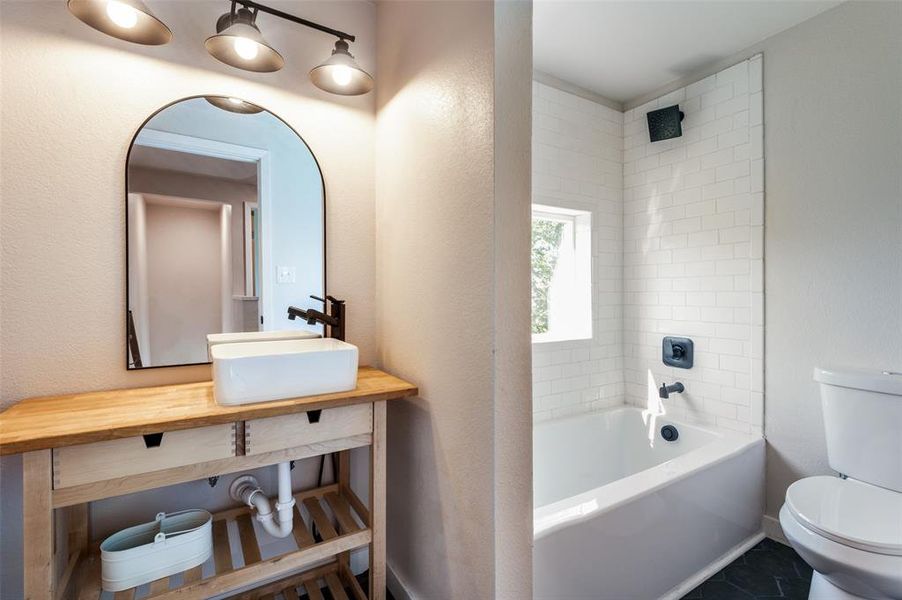 Furnished interior view inside a new home in , Blue Ridge (Image 9).