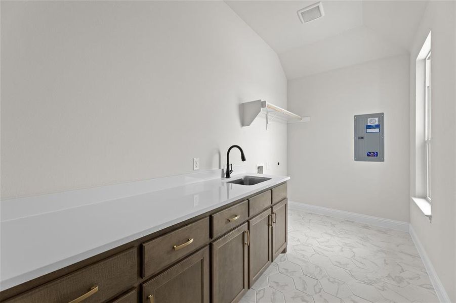 117Carly_23 117Carly_23