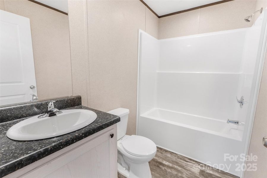 Image 27 of a home in .