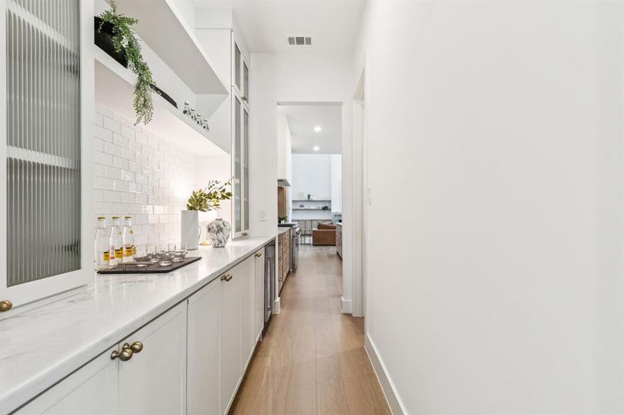 Furnished interior view inside a new home in , Dallas (Image 28).