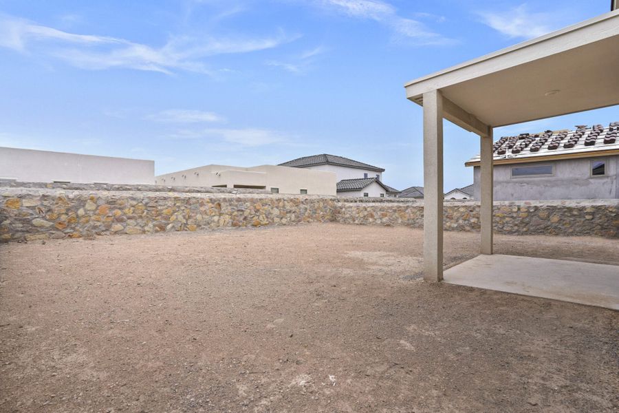 Representative exterior details of a home built from the Blue Agave by View Homes in Paseos Del Este, Horizon City (Image 4).