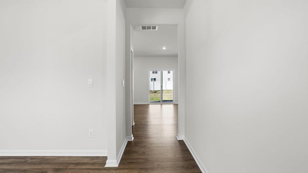Spacious, unfurnished interior of a new home in Durbin Meadows Traditions, Fountain Inn (Image 18).
