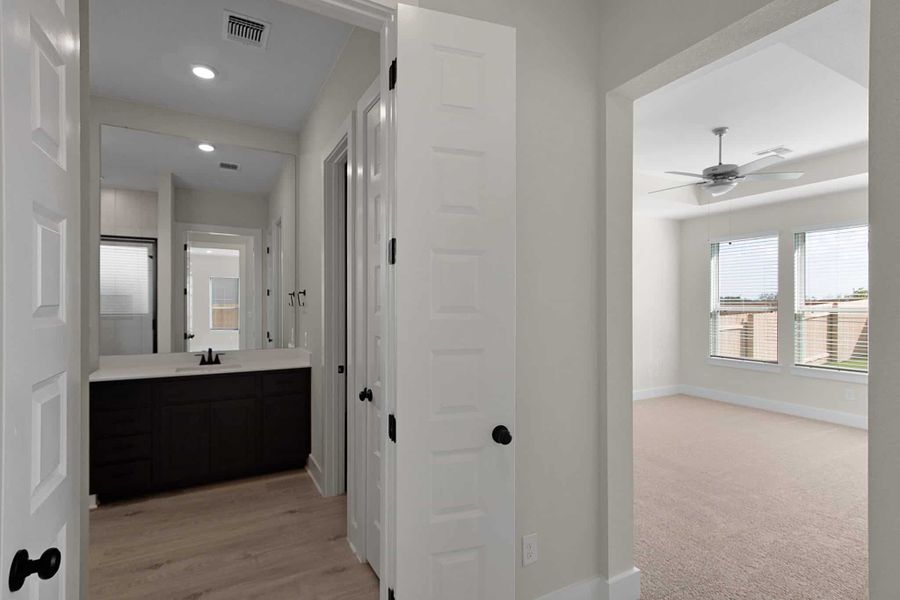 Spacious, unfurnished interior of a new home in Nolina, Georgetown (Image 25). Spacious, unfurnished interior of a new home in Nolina, Georgetown (Image 25).