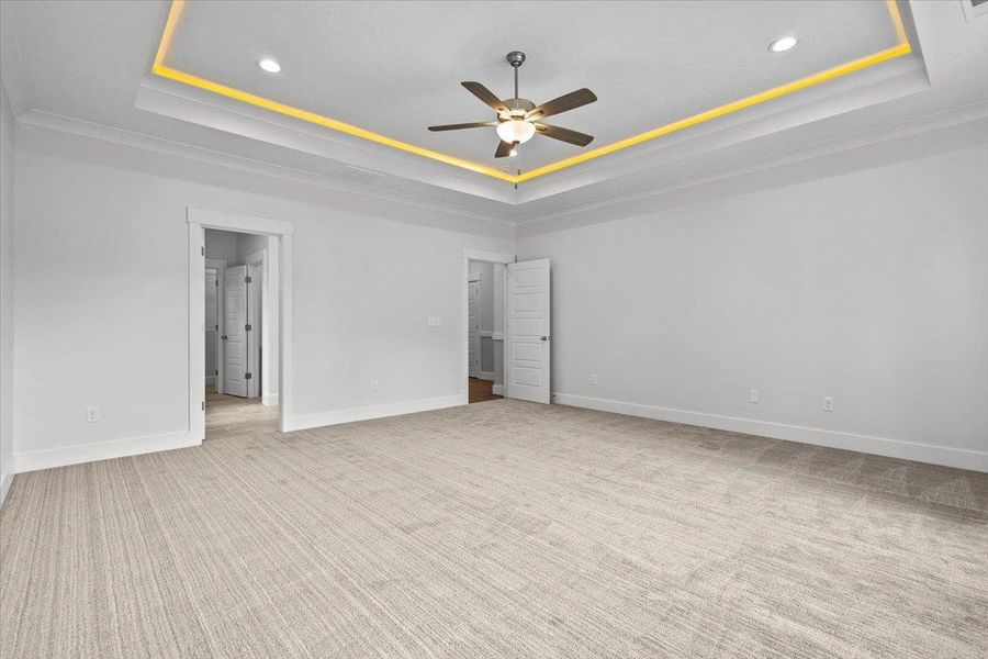 Spacious, unfurnished interior of a new home in Lakeside at Blue Ridge Plantation, Taylors (Image 13).