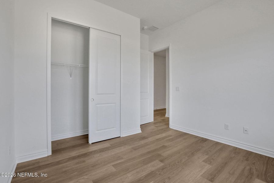 Spacious, unfurnished interior of a new home in Veranda Bay, Flagler Beach (Image 30).