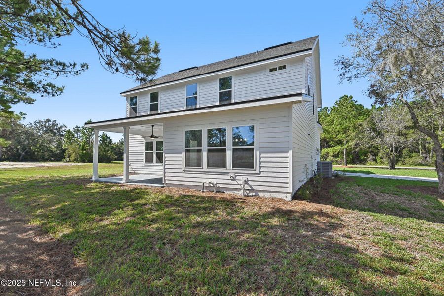 Exterior details and patio area of a home in , Fernandina Beach (Image 29).
