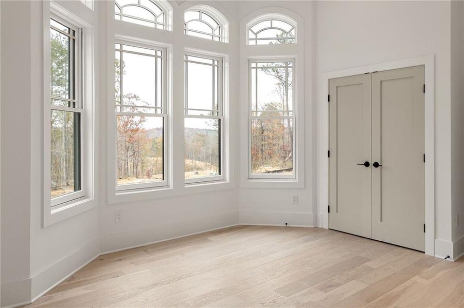 Spacious, unfurnished interior of a new home in , Chattahoochee Hills (Image 20).