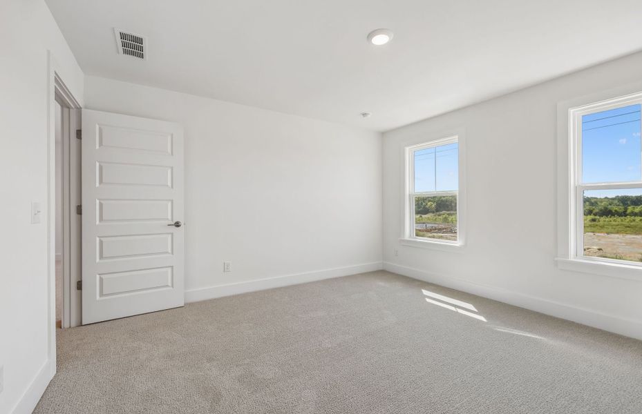 Spacious, unfurnished interior of a new home in Bradshaw Farms Reserve, Mount Juliet (Image 18). Spacious, unfurnished interior of a new home in Bradshaw Farms Reserve, Mount Juliet (Image 18).