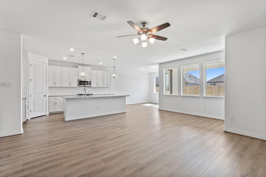 Note: Sample product photo. Actual exterior and interior selections may vary by homesite. Photo may be virtually staged Note: Sample product photo. Actual exterior and interior selections may vary by homesite. Photo may be virtually staged