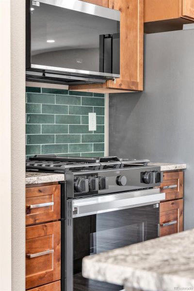 Furnished interior view inside a new home in , Cañon City (Image 26).
