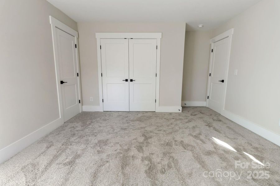 Spacious, unfurnished interior of a new home in , Rock Hill (Image 19).