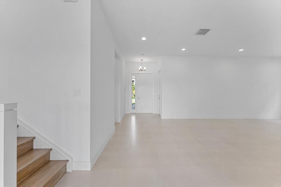 Spacious, unfurnished interior of a new home in , Boca Raton (Image 46). Spacious, unfurnished interior of a new home in , Boca Raton (Image 46).