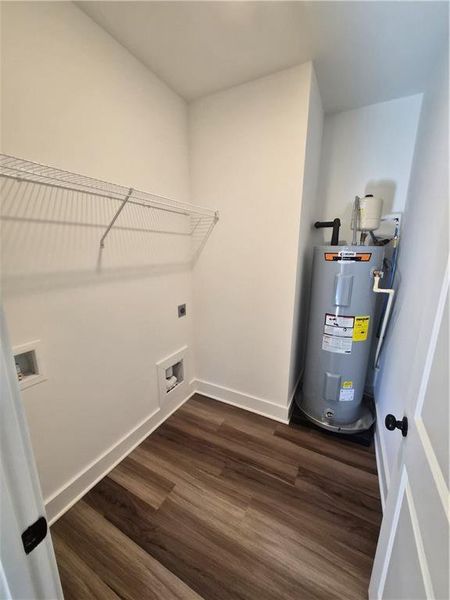 Spacious, unfurnished interior of a new home in , Dallas (Image 7).