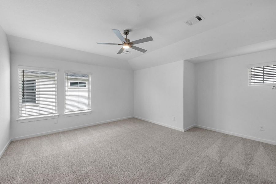 Spacious, unfurnished interior of a new home in Grand Mason Crossing, Katy (Image 23). Spacious, unfurnished interior of a new home in Grand Mason Crossing, Katy (Image 23).