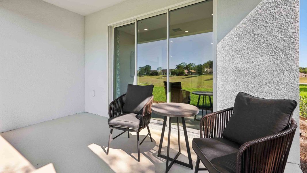 Representative furnished interior of a home built from the Siesta by D.R. Horton in Ocala Preserve, Ocala (Image 6).