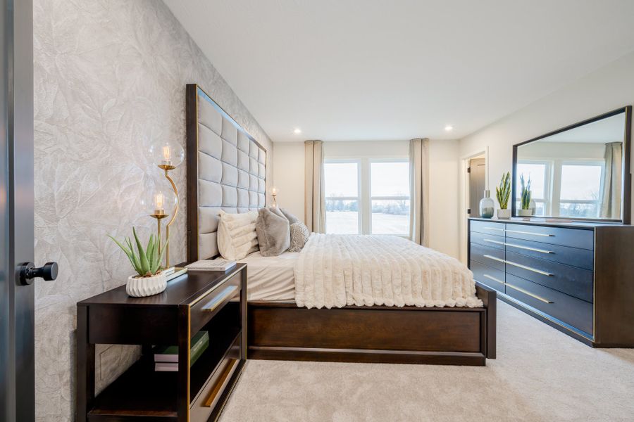 Representative furnished interior of a home built from the Wesley by Fischer Homes in Sage Woods, Dallas (Image 40).