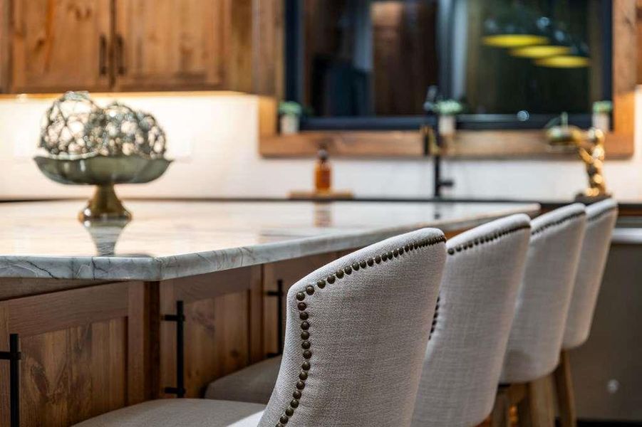 Close-up of interior finishes inside a home in , McCaysville (Image 73).