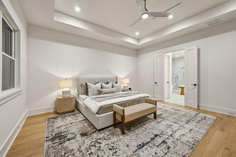 Furnished interior view inside a new home in , Bellaire (Image 12).