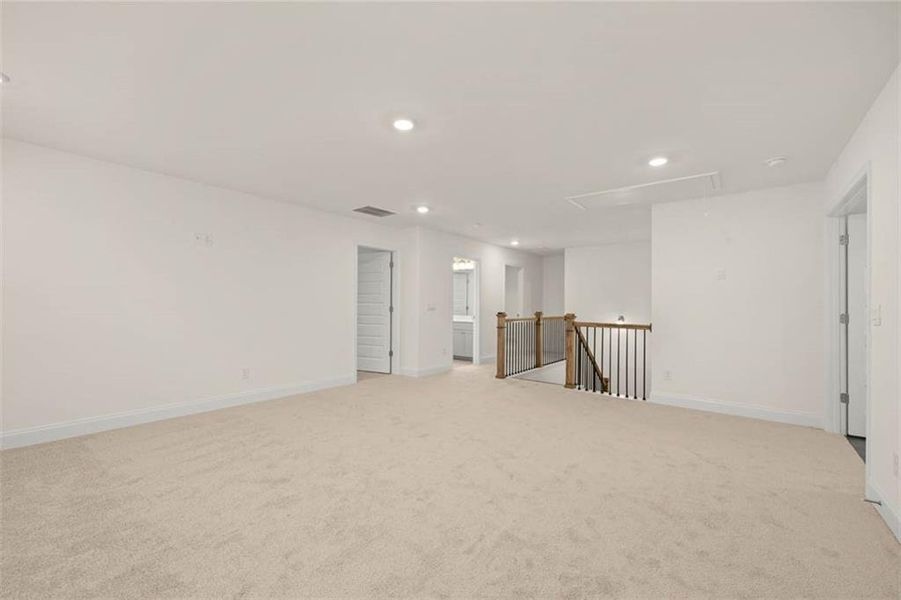 Spacious, unfurnished interior of a new home in Wildwood, Covington (Image 24).