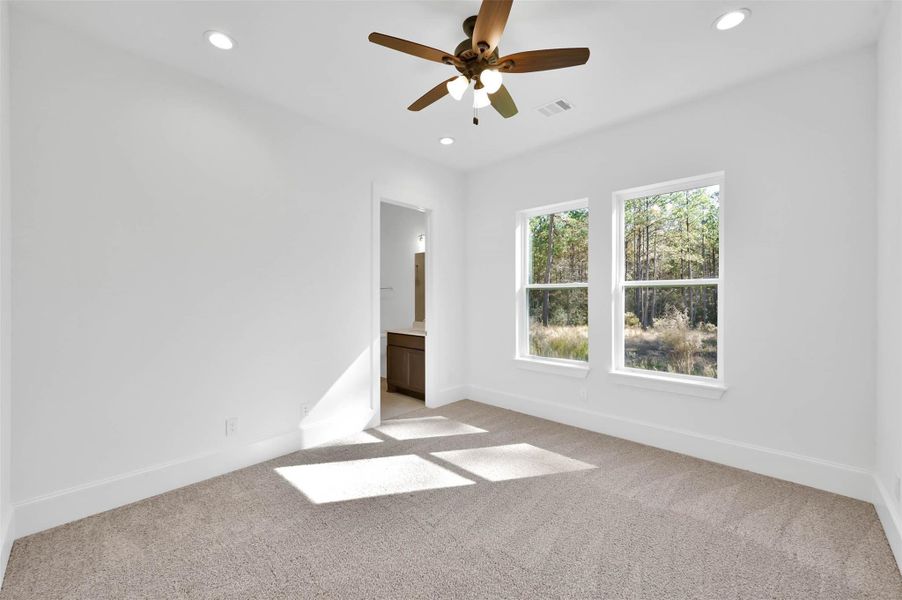 Bedroom 3 has convenient ensuite bath. Bedroom 3 has convenient ensuite bath.