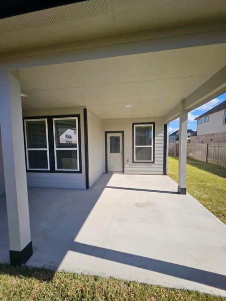 Exterior details and patio area of a home in Briarwood Crossing, Rosenberg (Image 25). Exterior details and patio area of a home in Briarwood Crossing, Rosenberg (Image 25).