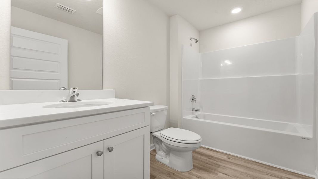 Representative furnished interior of a home built from the The Cali by D.R. Horton in Park Place, Panama City (Image 6). Representative furnished interior of a home built from the The Cali by D.R. Horton in Park Place, Panama City (Image 6).