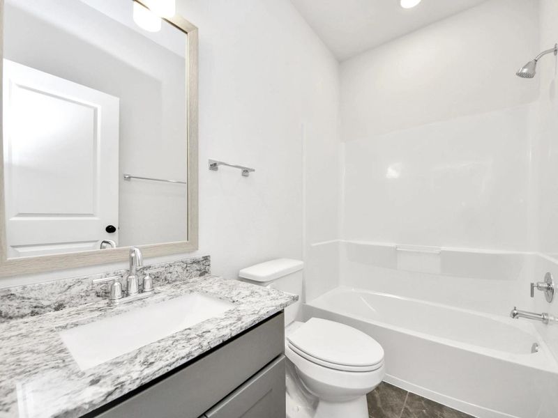 Furnished interior view inside a new home in Lago Mar, Texas City (Image 7).
