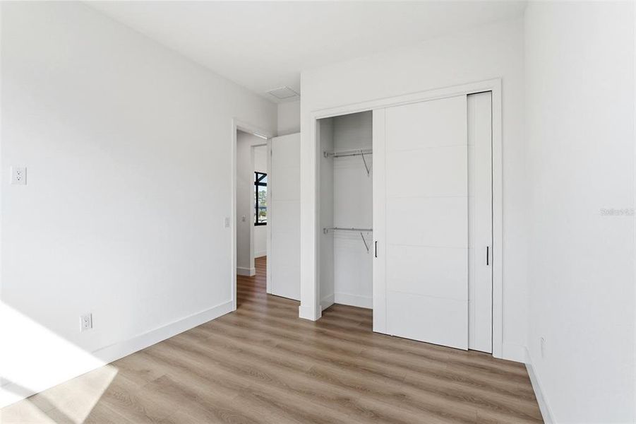 Spacious, unfurnished interior of a new home in , Port Charlotte (Image 33).