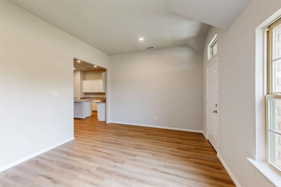 Spacious, unfurnished interior of a new home in Kings Way, Denton (Image 7).