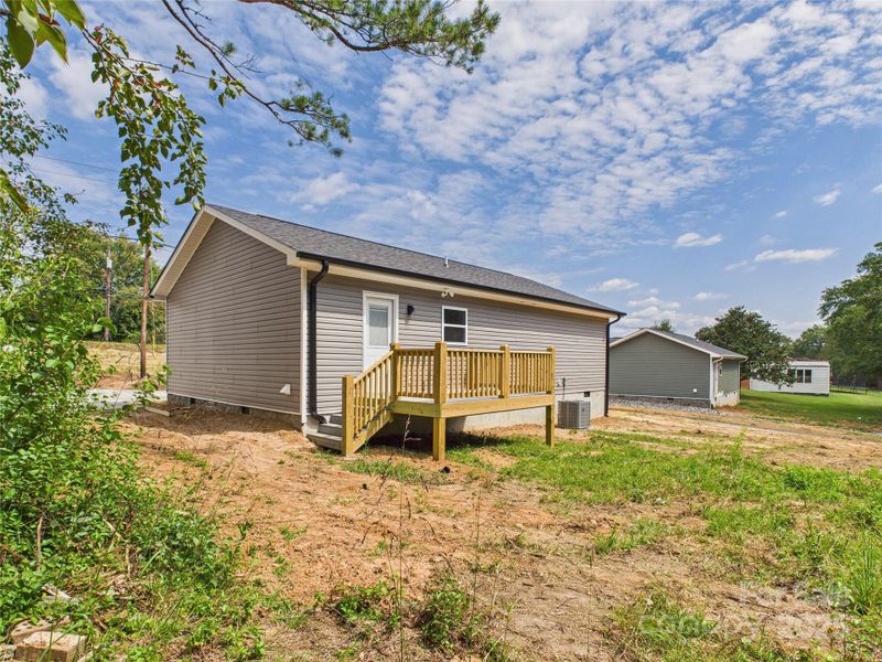 Front exterior of a new home in , Connelly Springs, NC, highlighting curb appeal (Image 20). Front exterior of a new home in , Connelly Springs, NC, highlighting curb appeal (Image 20).